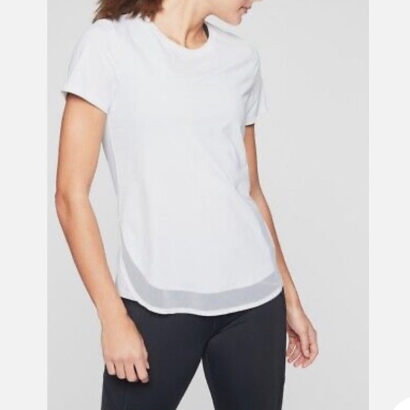 Athleta Tops - Athleta Cadence tee shirt